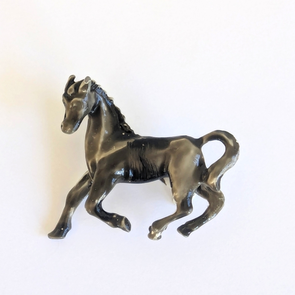 Vtg Shiny Enamel Equestrian Prancing Horse Pin Brooch Lapel Pin